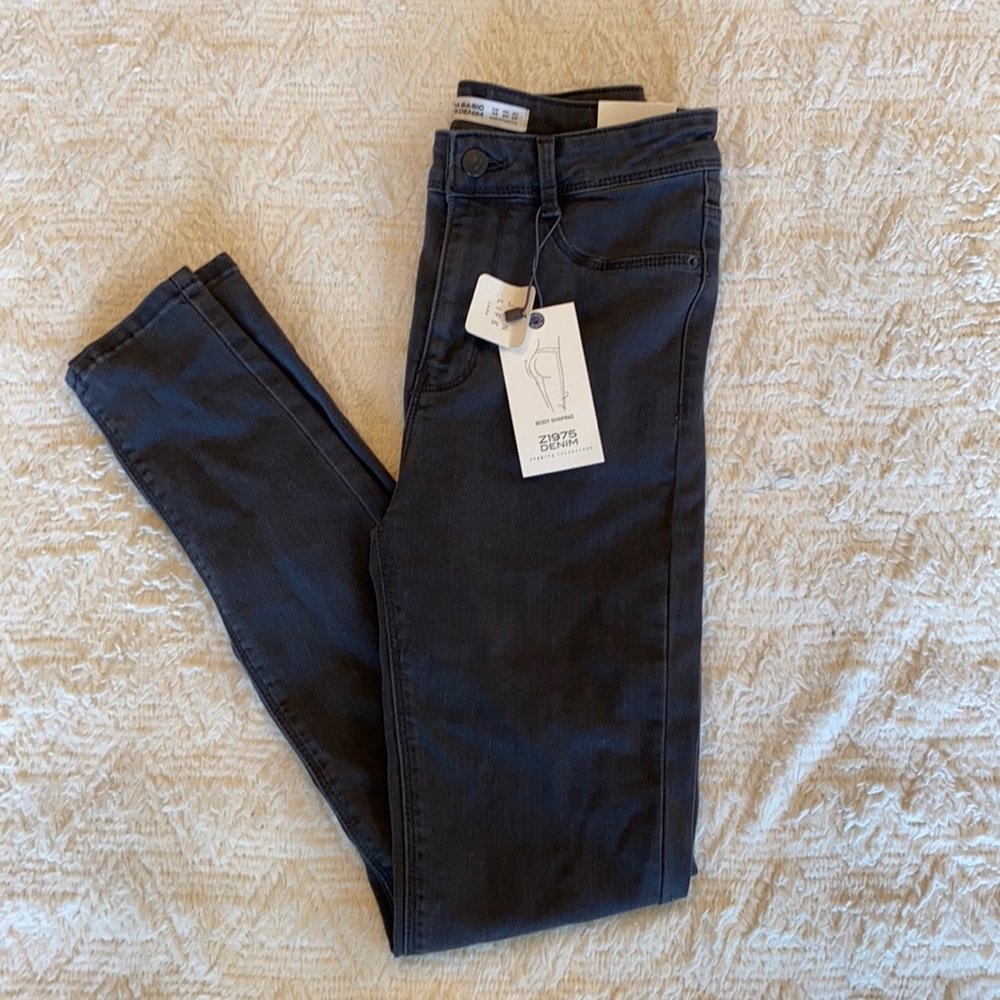 Zara jeans